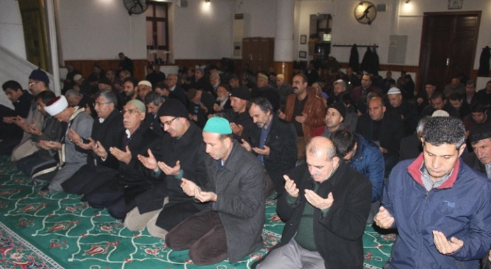 Halep İçin Eller Semaya Açıldı