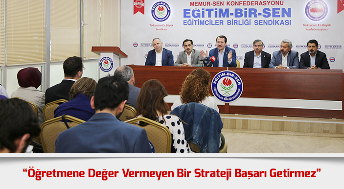 Öğretmene Değer Vermeyen Bir Strateji Başarı Getirmez