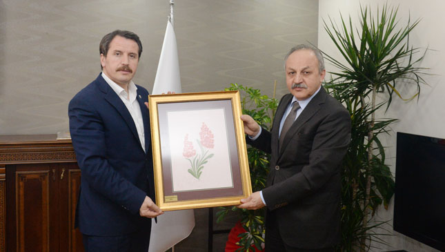 Erdem`den Memur-Sen`e Hayırlı Olsun Ziyareti