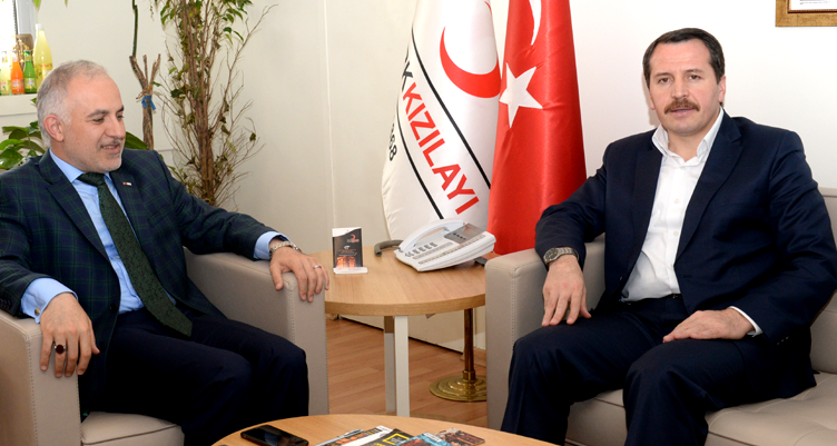 Yalçın`dan Türk Kızılayı Başkanı Kınık`a Hayırlı Olsun Ziyareti
